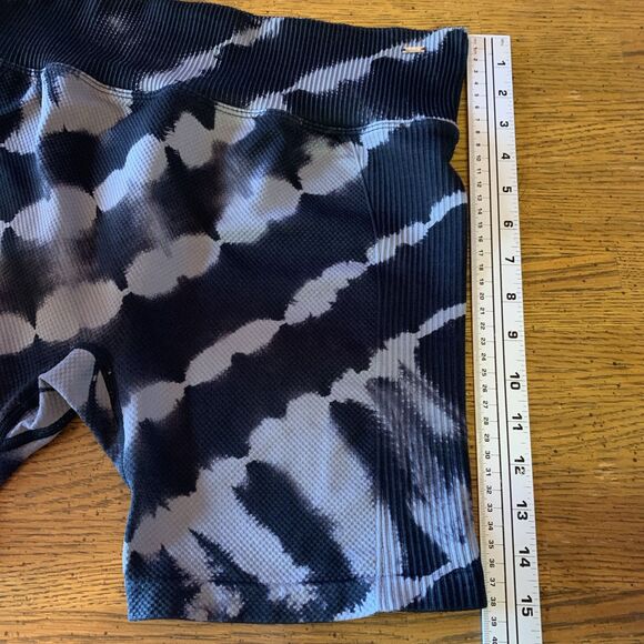 Pink Active Bike Gym Shorts Sz Large Ribbed Textured Athletic Workout Black Gray - Picture 10 of 12